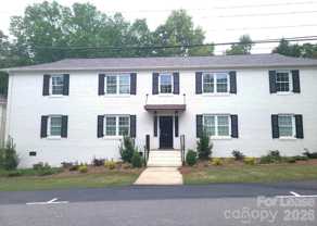 2114 Brandon Cir #3 - Photo 1 of 1