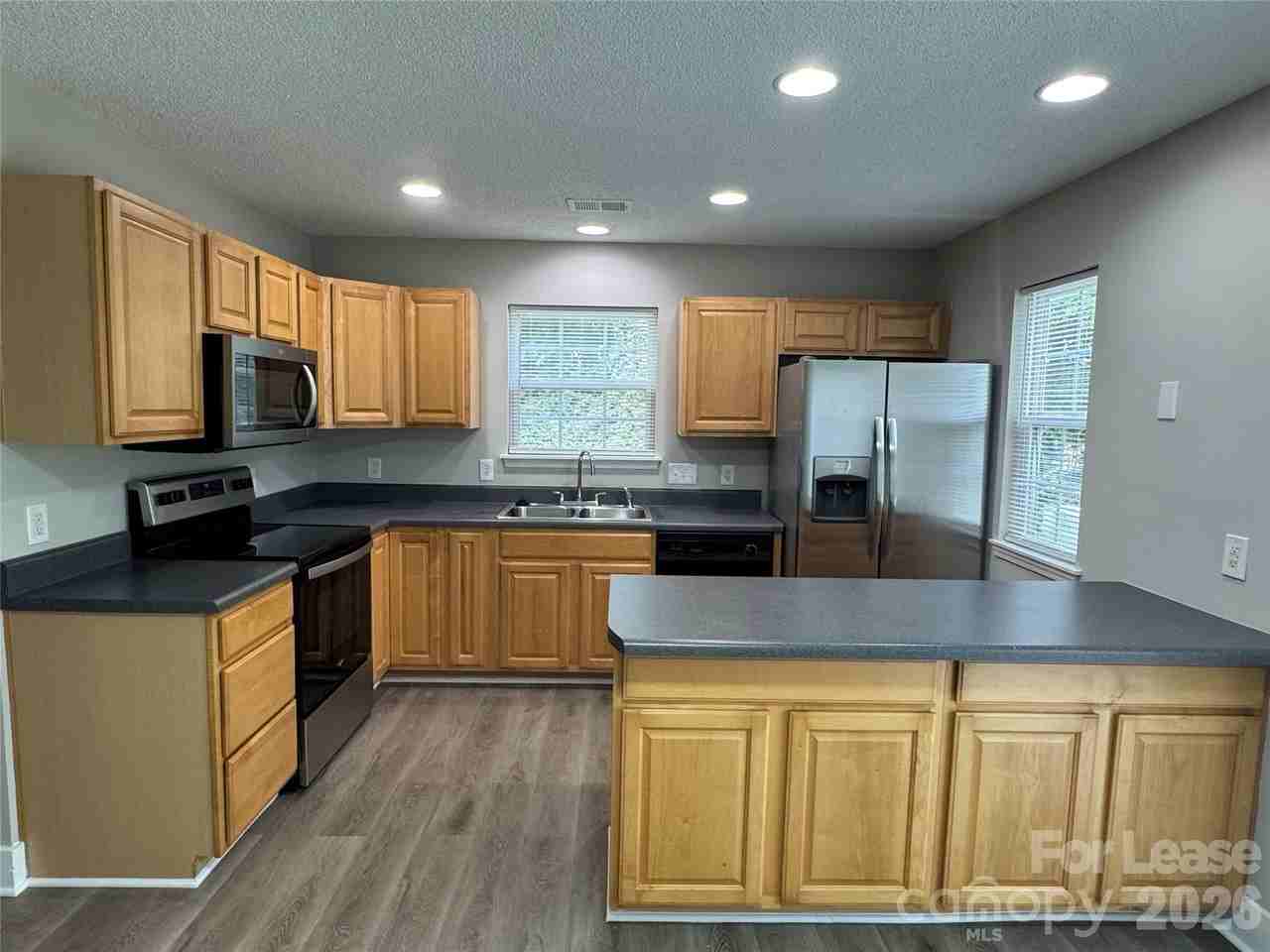 3251 Blythe Ridge Ct - Photo 5 of 22