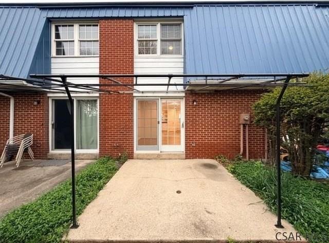 1030 Tener St - Photo 2 of 15