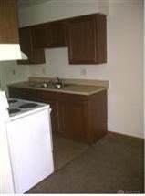 842 Continental Ct #4 - Photo 3 of 3