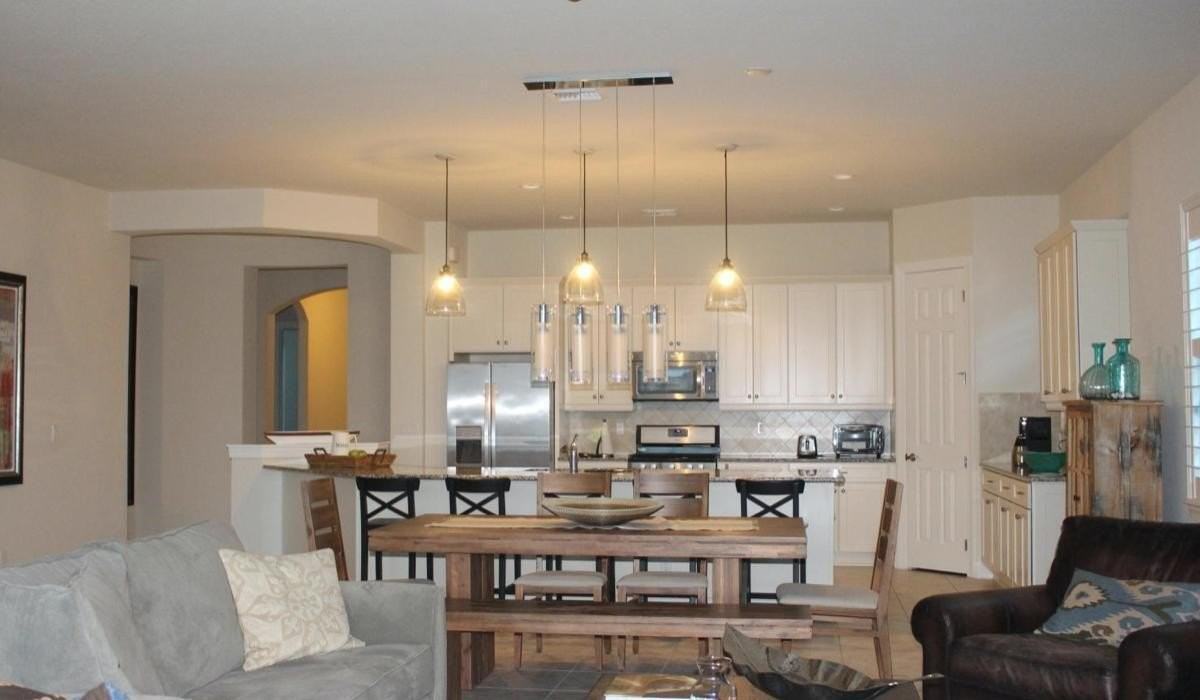 10274 Prato St - Photo 6 of 32