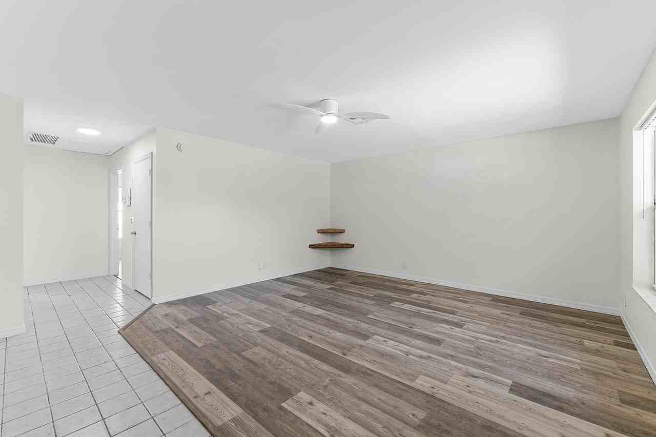 13868 York Ct - Photo 6 of 27