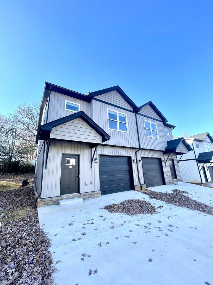 141 Independence Ln #141 - Photo 2 of 35