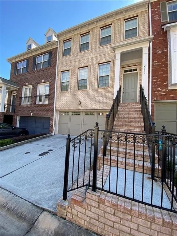 2783 Durham Dr Ne - Photo 2 of 16