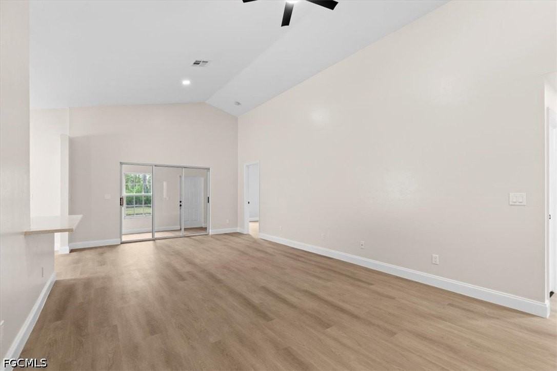 3358 Sabal Springs Blvd - Photo 4 of 26