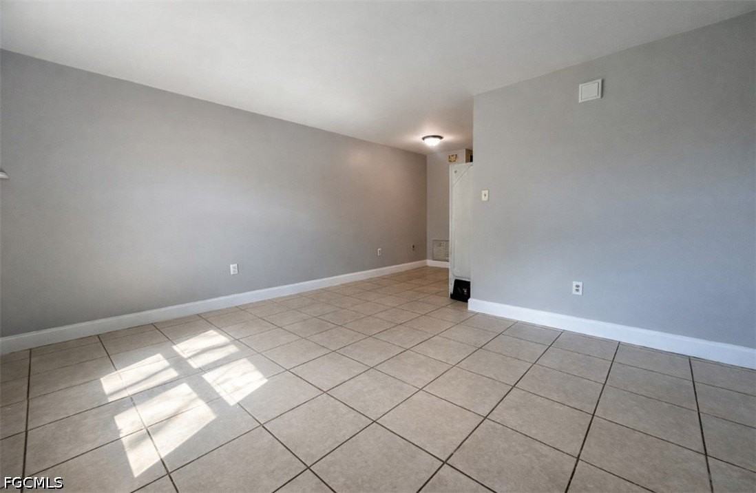 919 Freemont St - Photo 2 of 12