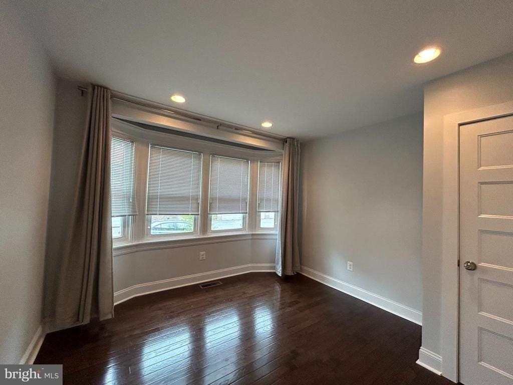 121 Rutgers Ave - Photo 5 of 9