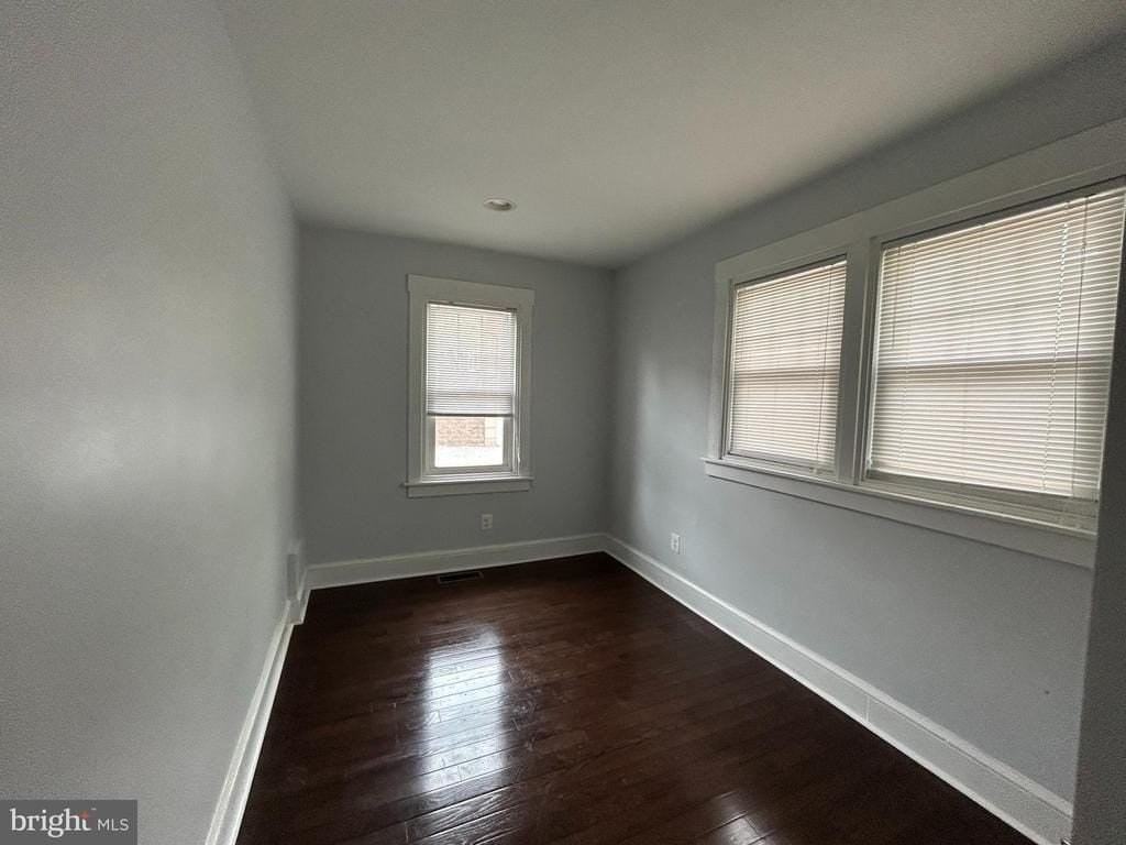 121 Rutgers Ave - Photo 7 of 9