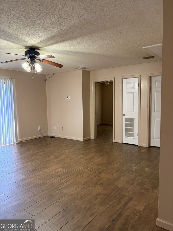 500 S Orange Edwards Blvd #C - Photo 4 of 18