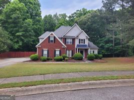 featured image of 255 Squire Ln