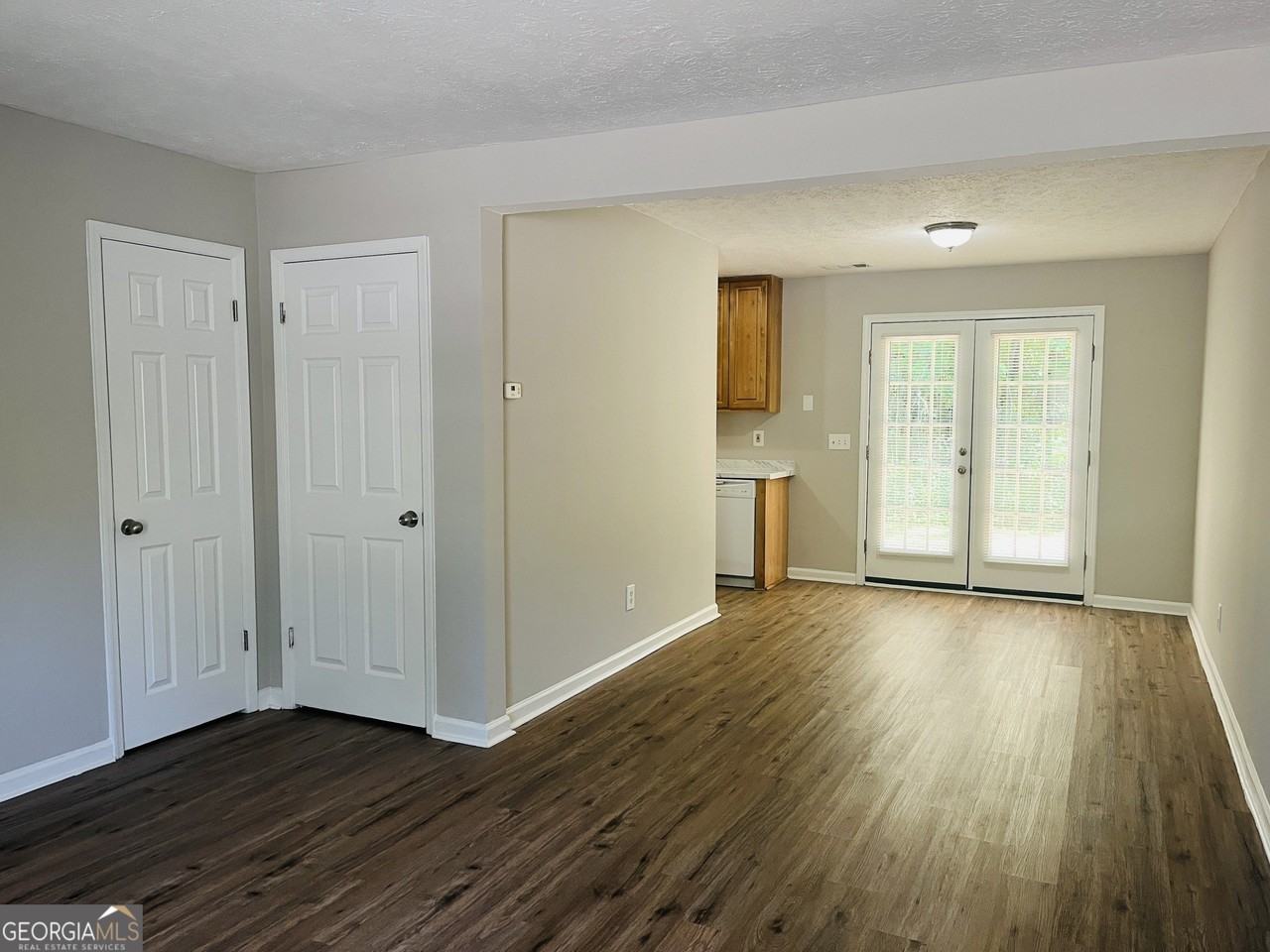 601 Wilburn Ave #D - Photo 5 of 23