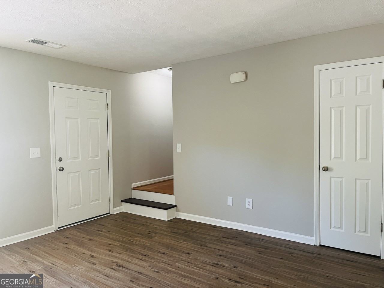 601 Wilburn Ave #D - Photo 7 of 23