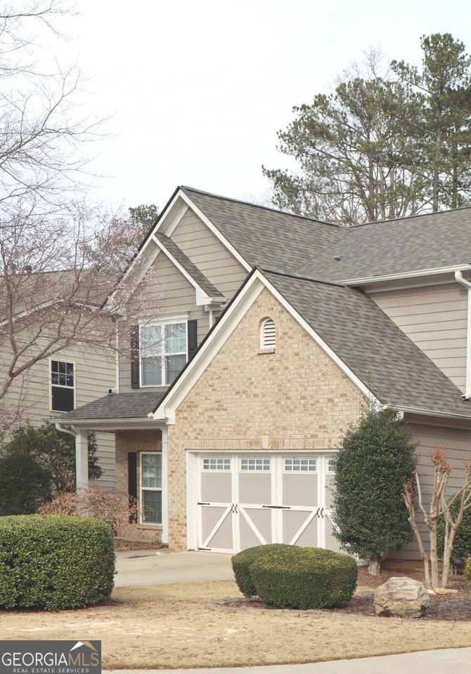 442 Crestmont Ln - Photo 3 of 27