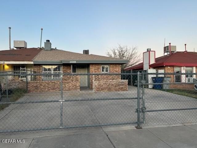 10208 Niagara Falls Pl - Photo 2 of 16