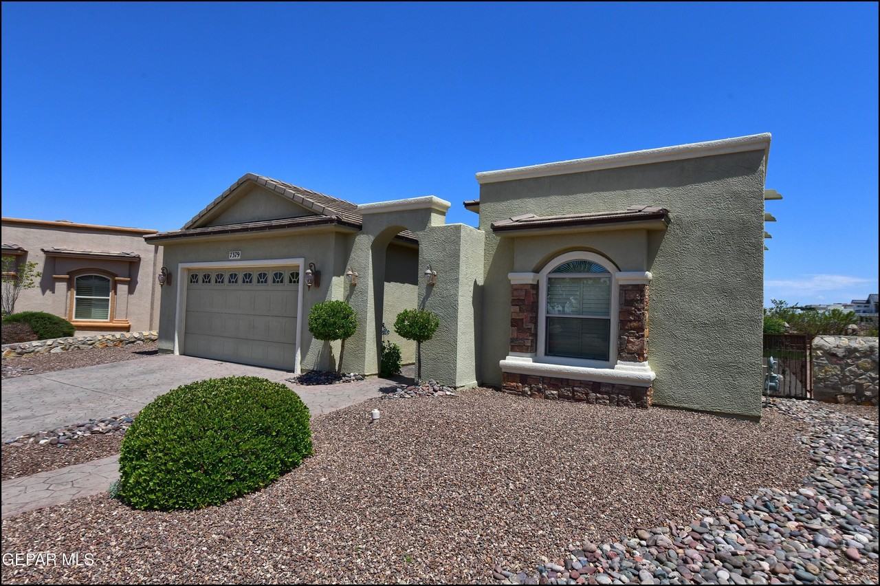 7379 Black Mesa Dr - Photo 3 of 45