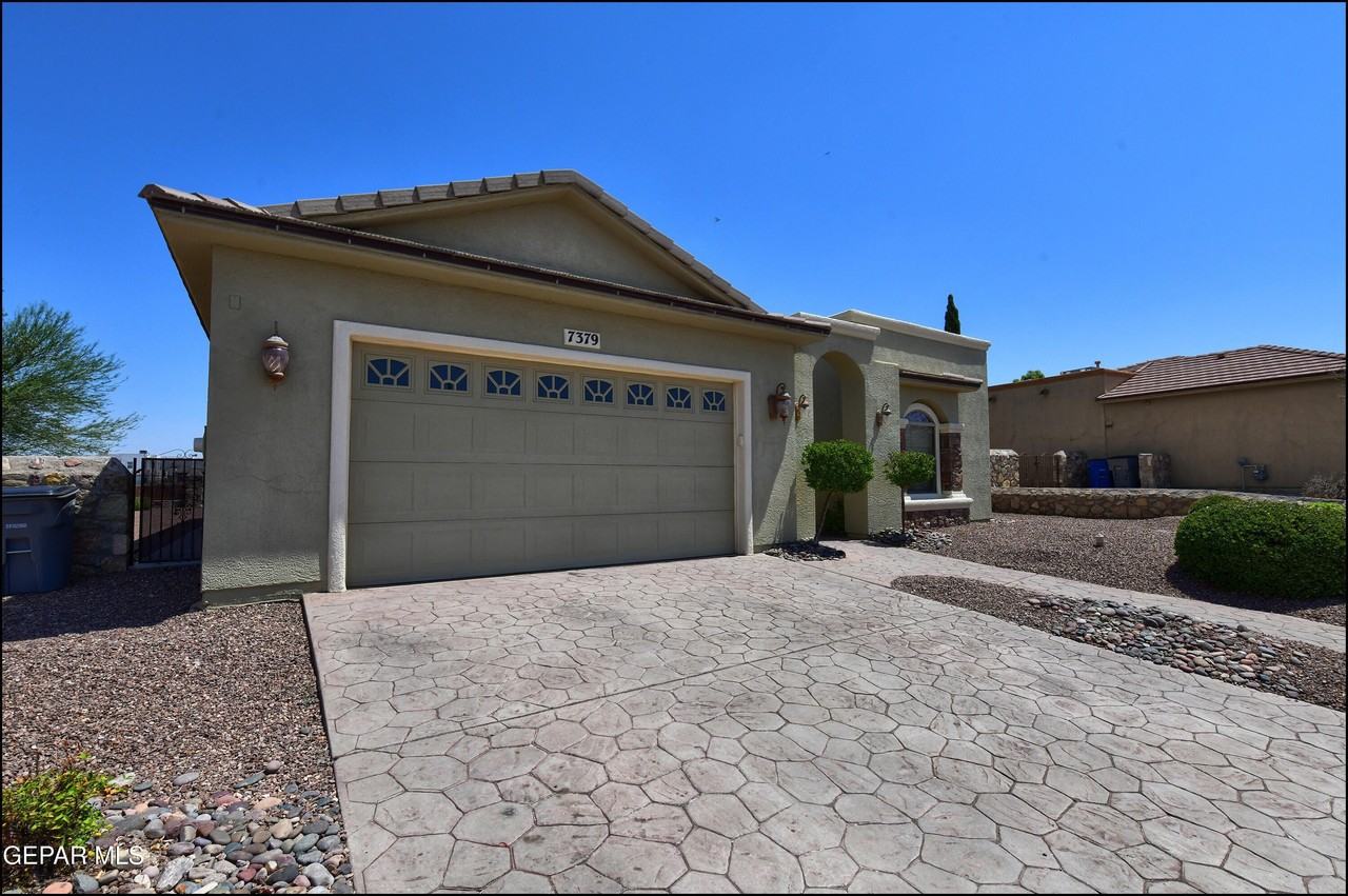 7379 Black Mesa Dr - Photo 4 of 45