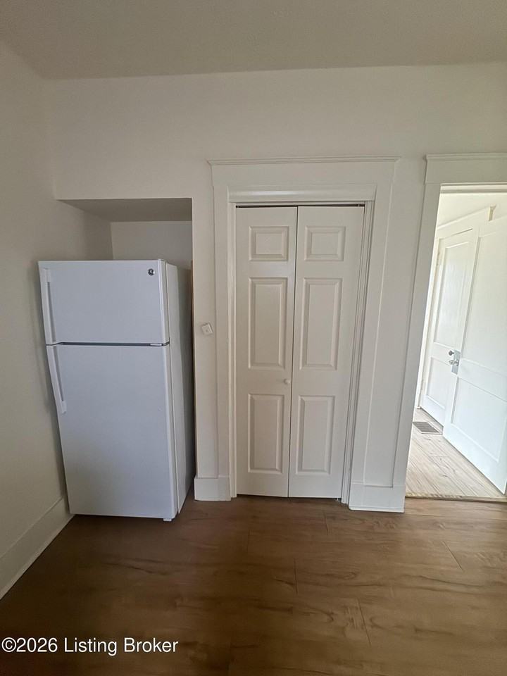 2 Eutropia Ct - Photo 3 of 9