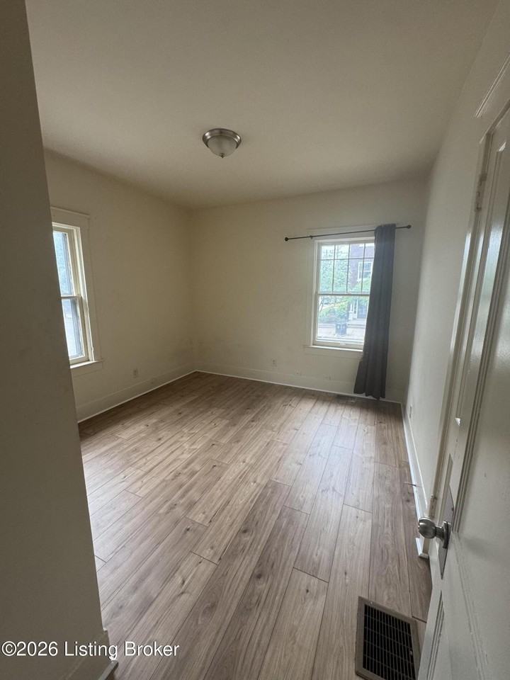 2 Eutropia Ct - Photo 4 of 9