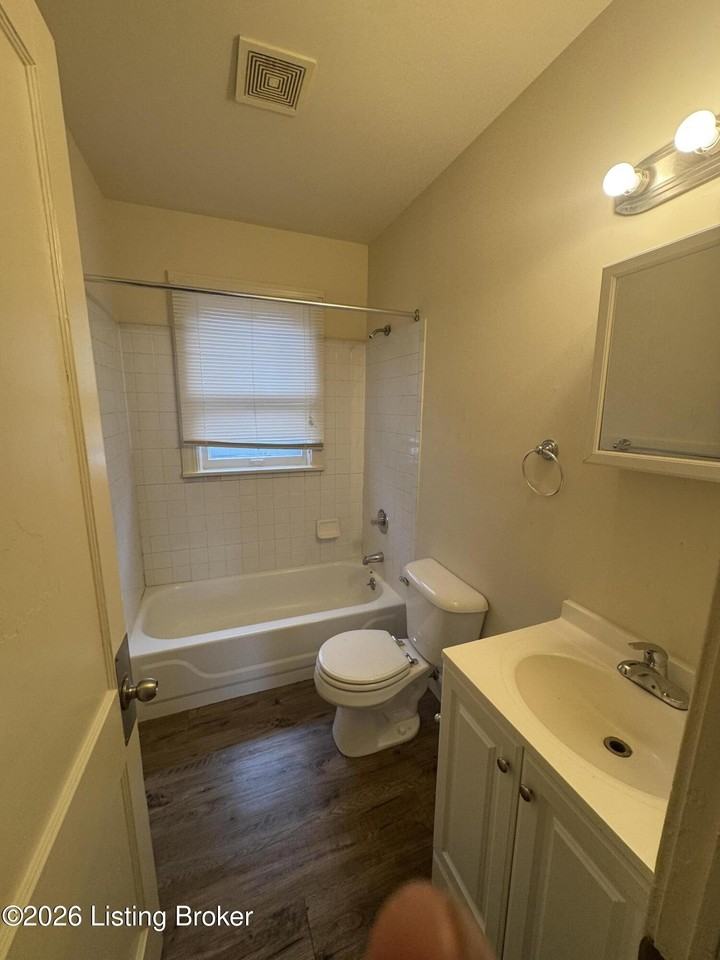 2 Eutropia Ct - Photo 6 of 9