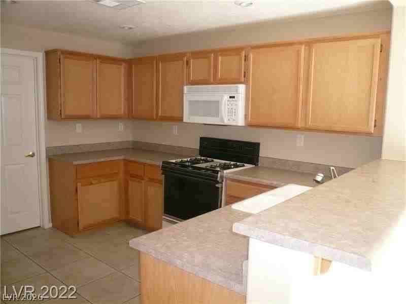 10210 Deerfield Beach Ave #102 - Photo 2 of 9