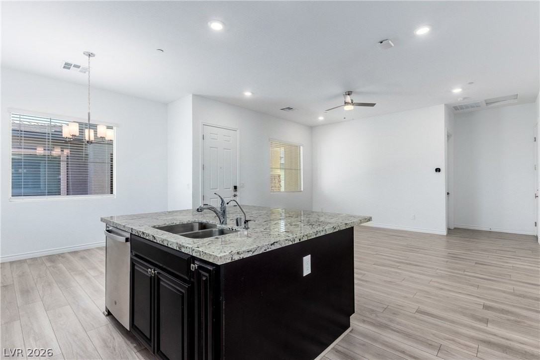 774 Iris Desert St - Photo 2 of 27