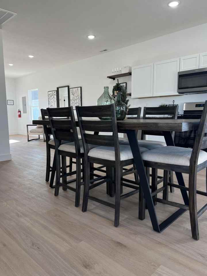 929 N Blake Ave - Photo 7 of 22