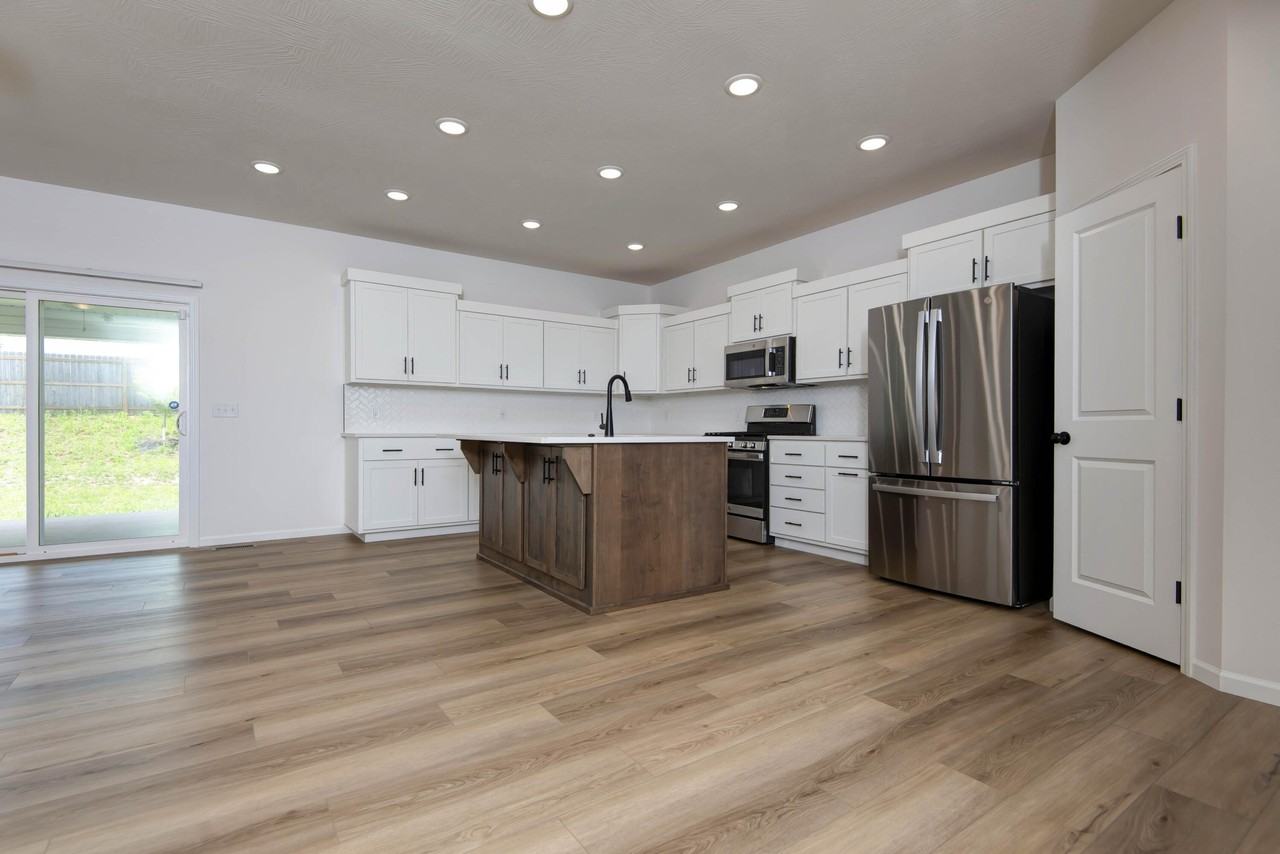 2013 S Edgewood Ct - Photo 3 of 27