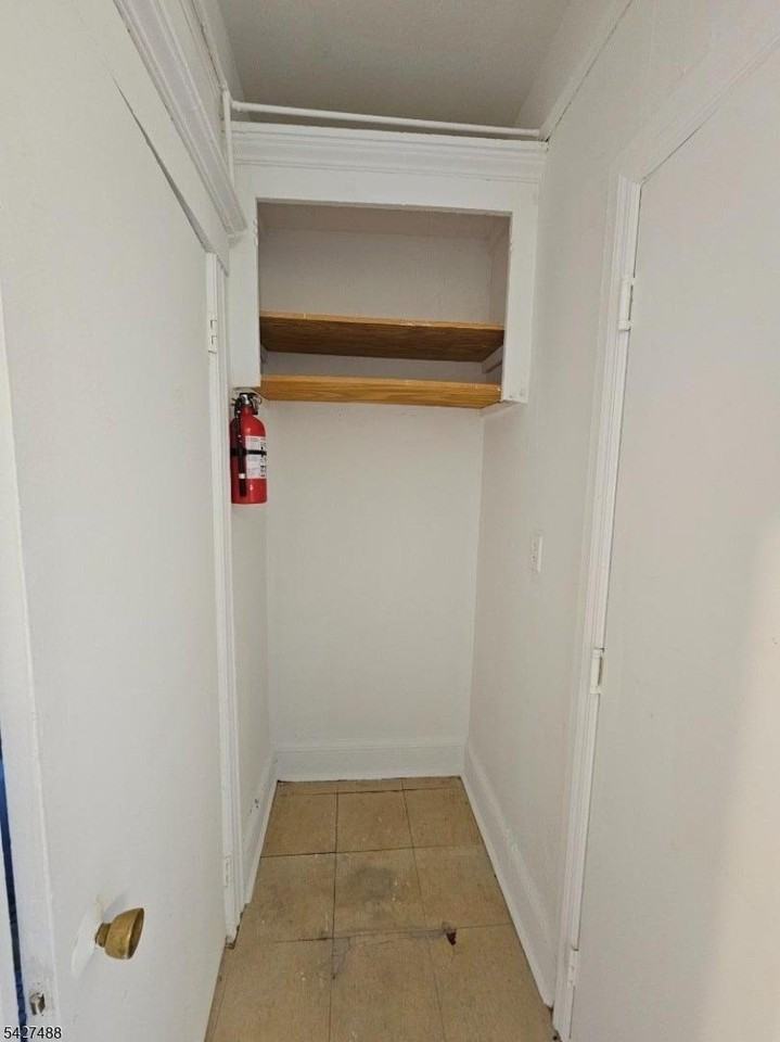 844 Main St - Photo 2 of 7
