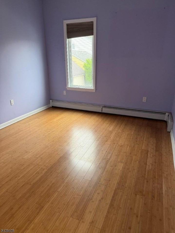 168 Division Ave - Photo 6 of 11