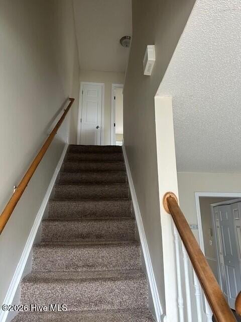 3812 E Vancroft Cir #L3 - Photo 3 of 14