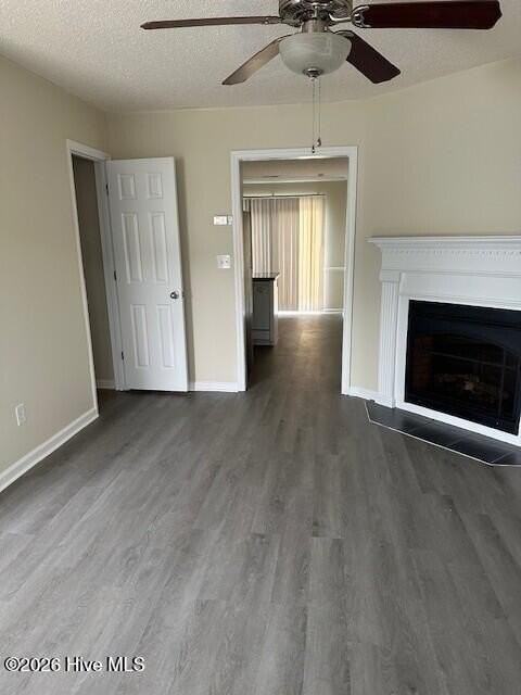 3812 E Vancroft Cir #L3 - Photo 4 of 14