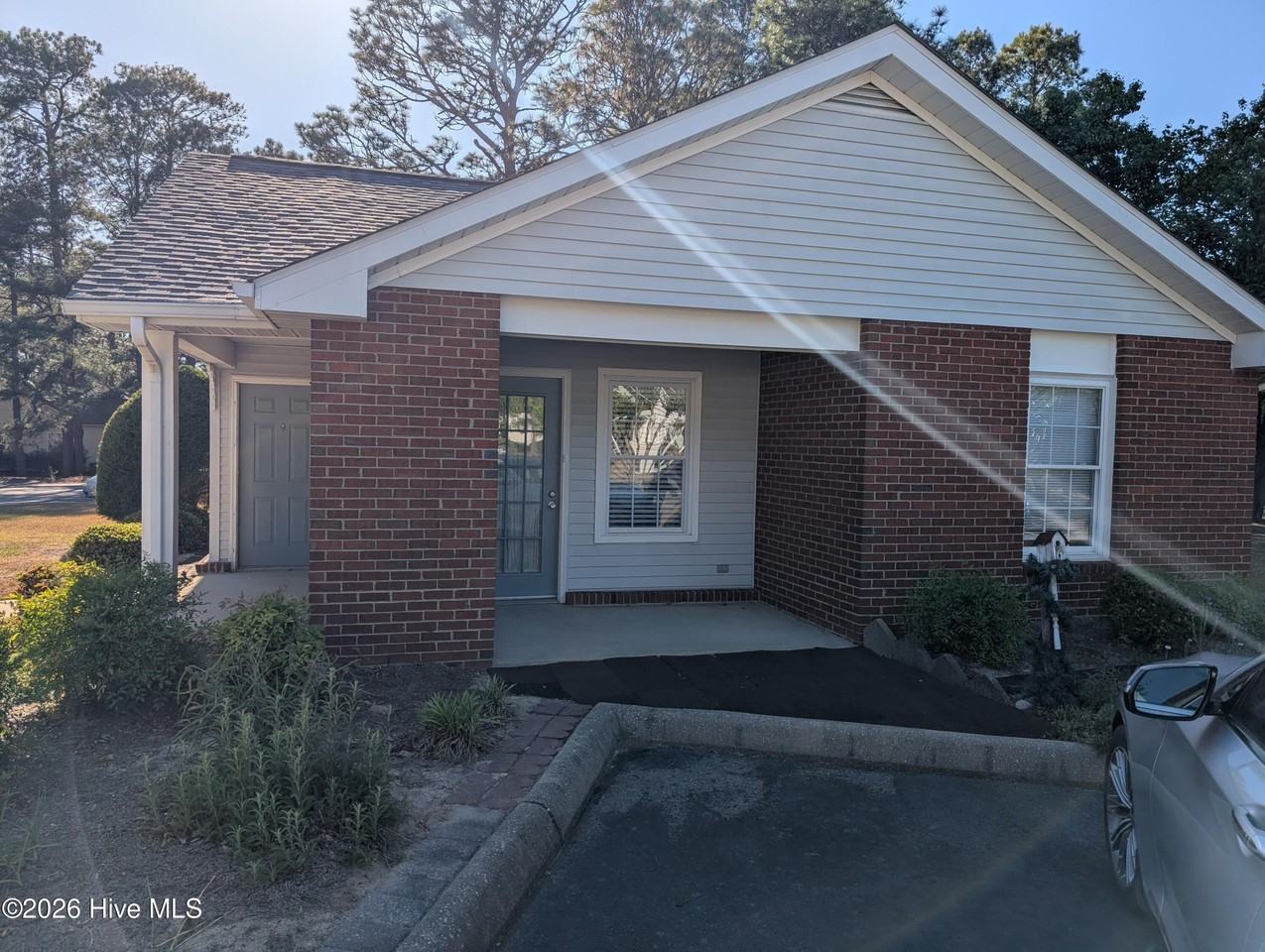 1203 Wilshire Cir - Photo 2 of 14