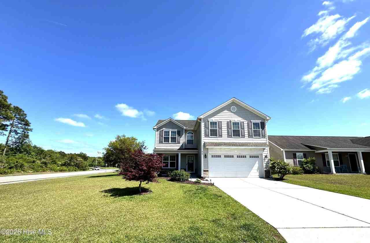 418 Amaryllis Ln - Photo 2 of 37