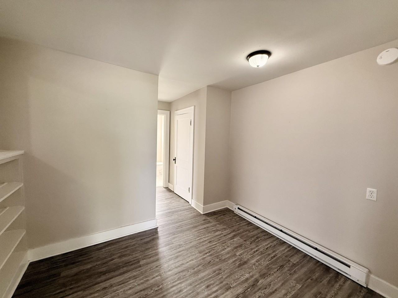 640 Beaumont Ave #A - Photo 4 of 5