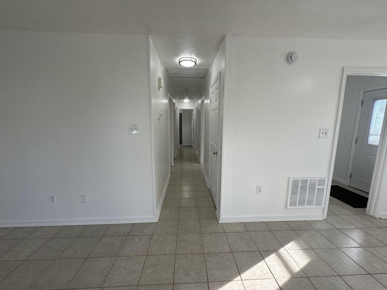 1715 Gerald Dr - Photo 7 of 17