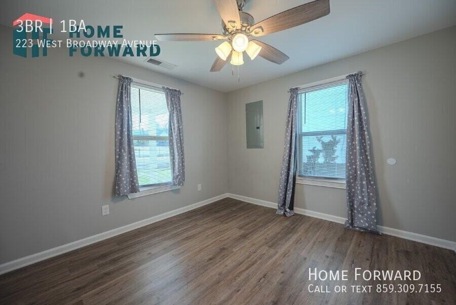 223 W Broadway Ave - Photo 6 of 17