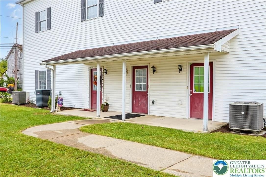 4029 Main St #B - Photo 4 of 26