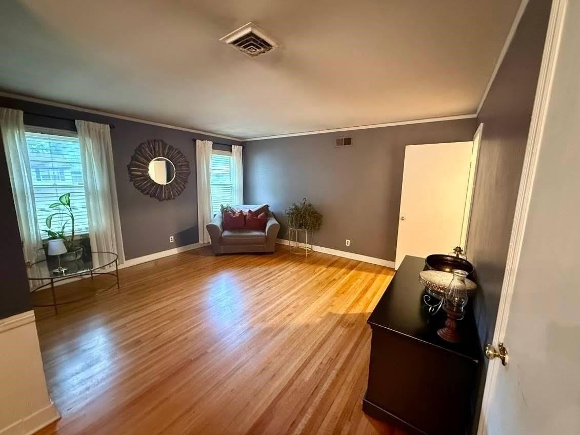 4623 Leatherwood Rd - Photo 3 of 16