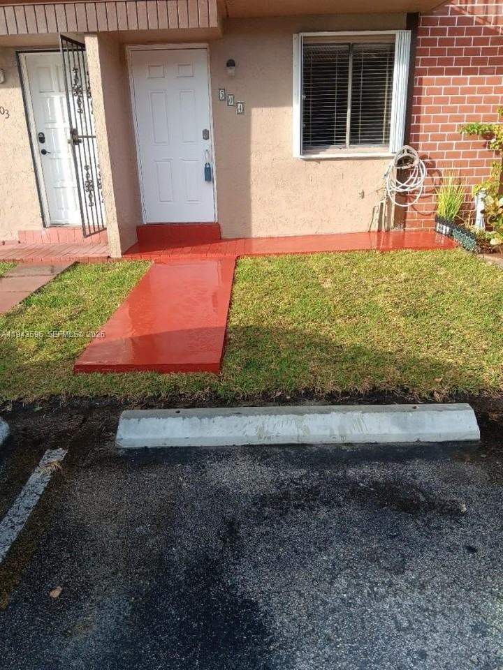 1921 Sw 107th Ave #504 - Photo 2 of 34