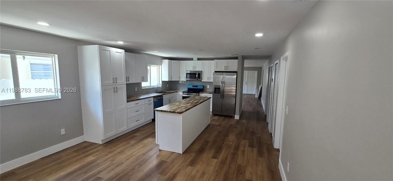 191 Nw 60th Ave #0 - Photo 6 of 20