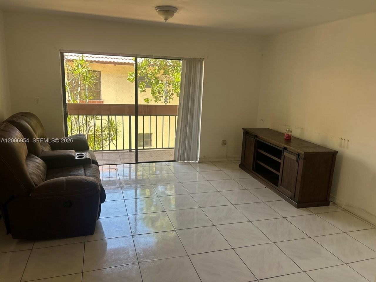 8620 Sw 149th Ave #418 - Photo 7 of 9