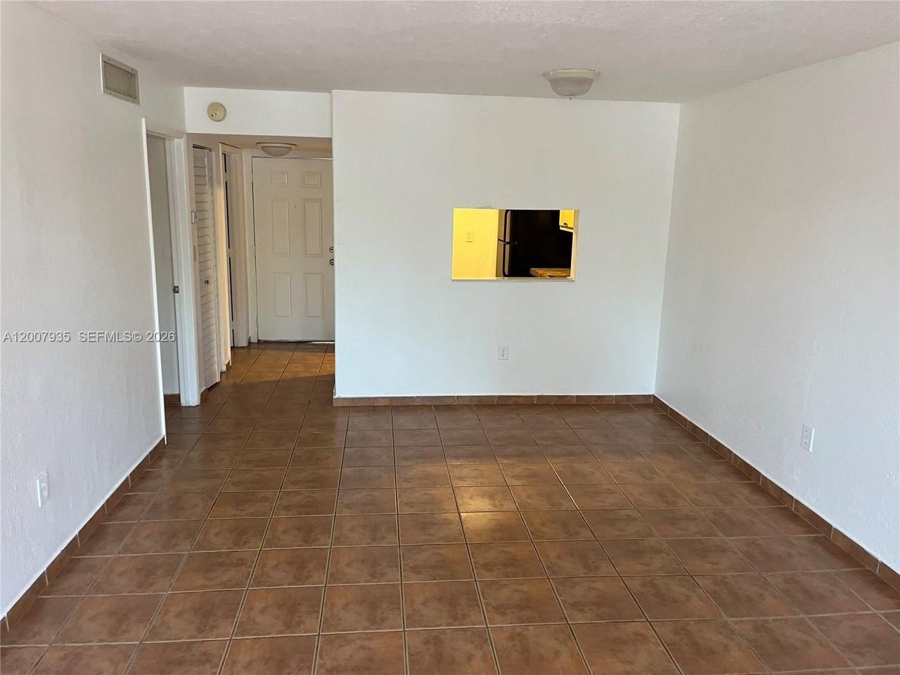 10525 Sw 112th Ave #114 - Photo 4 of 16