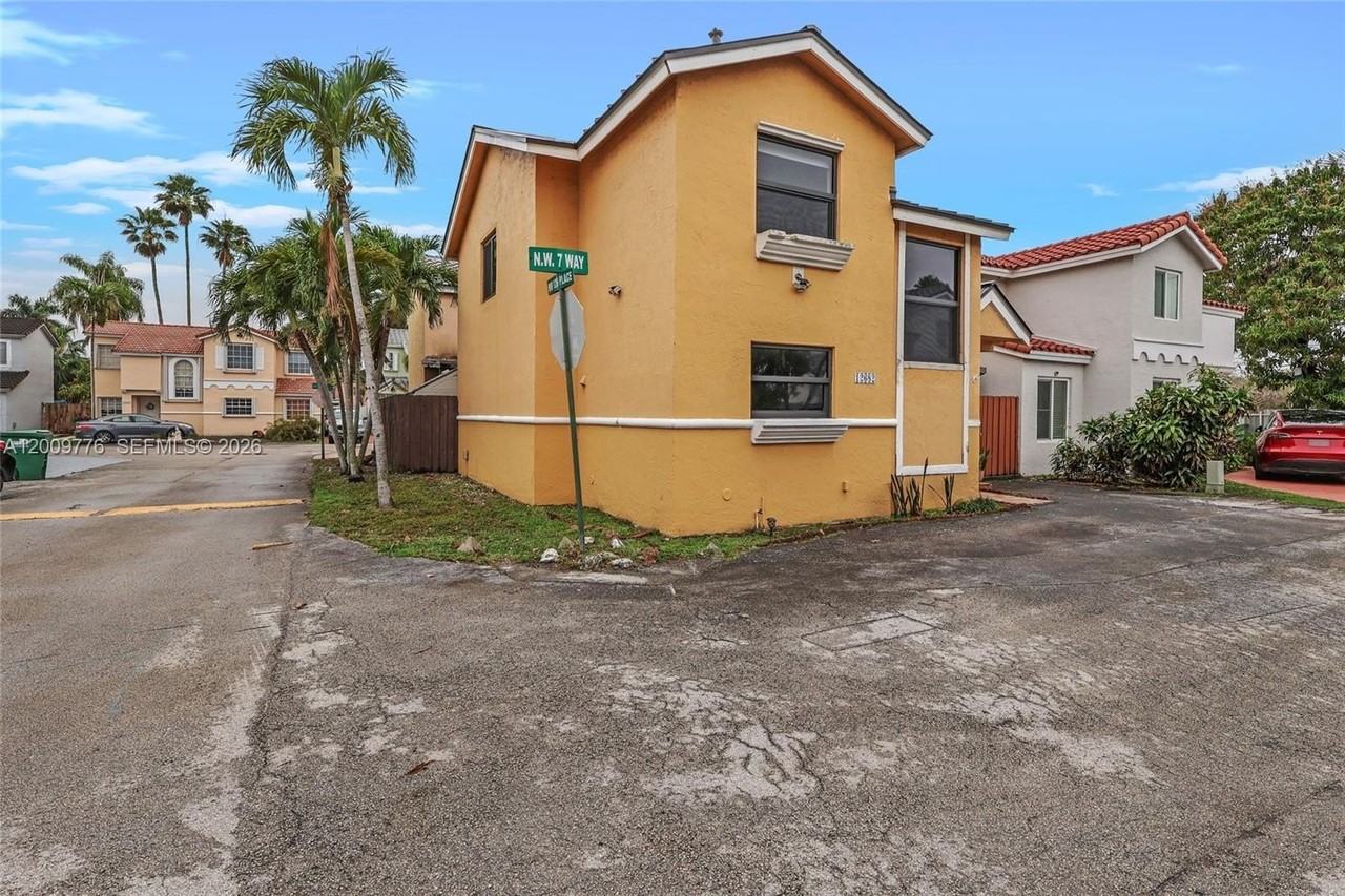 12682 Nw 7th Way #0 - Photo 2 of 29