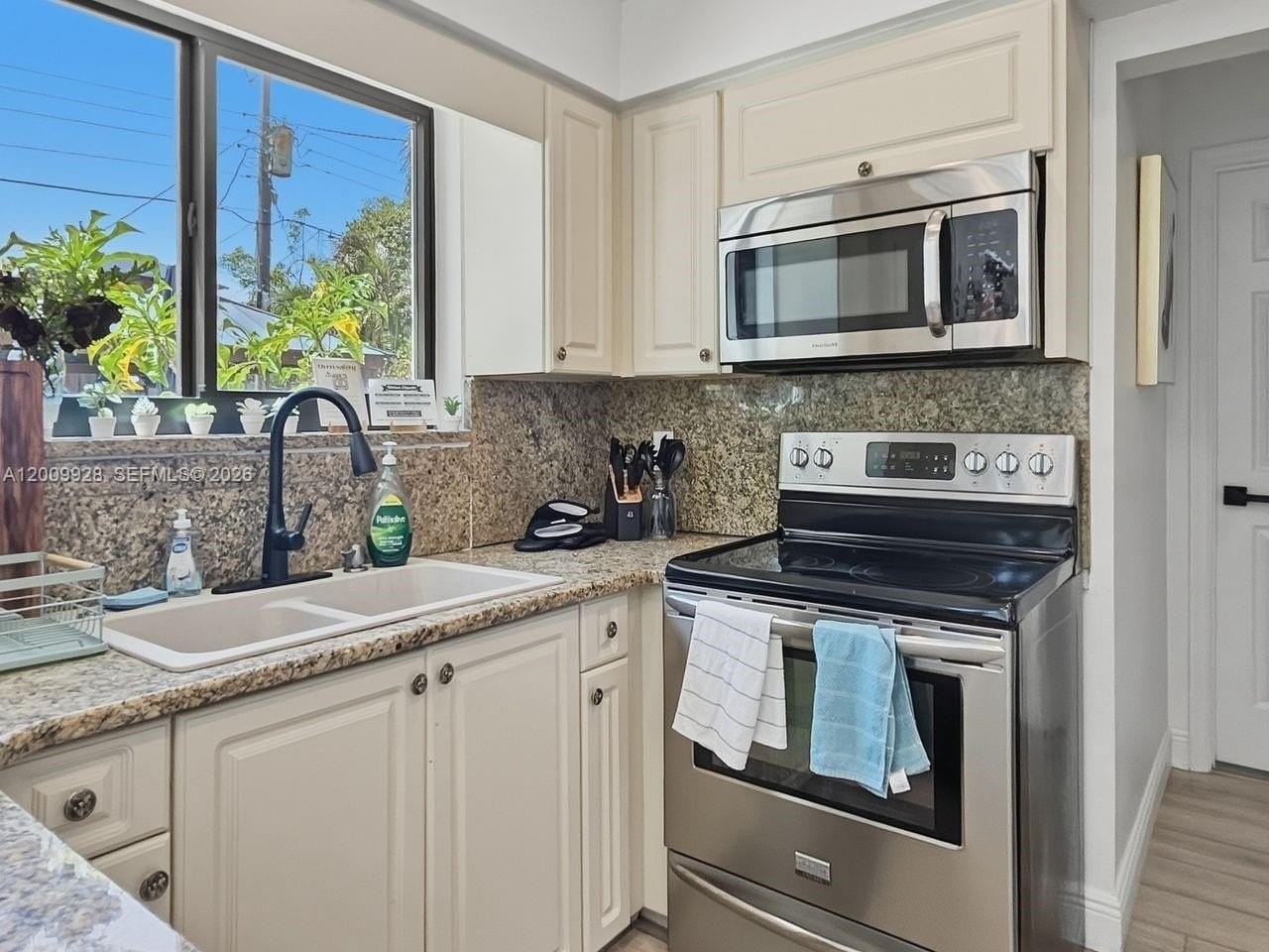 5001 Ne 23rd Ave #5001 - Photo 7 of 23