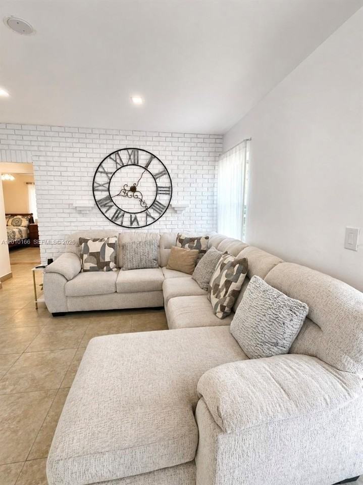 15121 Nw 29th Ave #0 - Photo 7 of 23