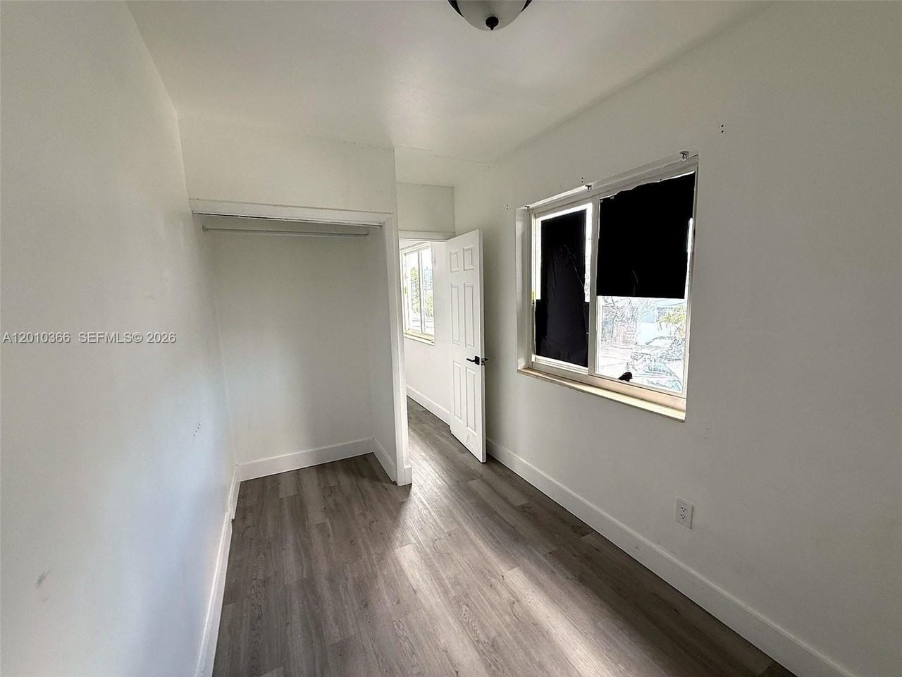 1885 Sw 4th St #3 - Photo 7 of 9