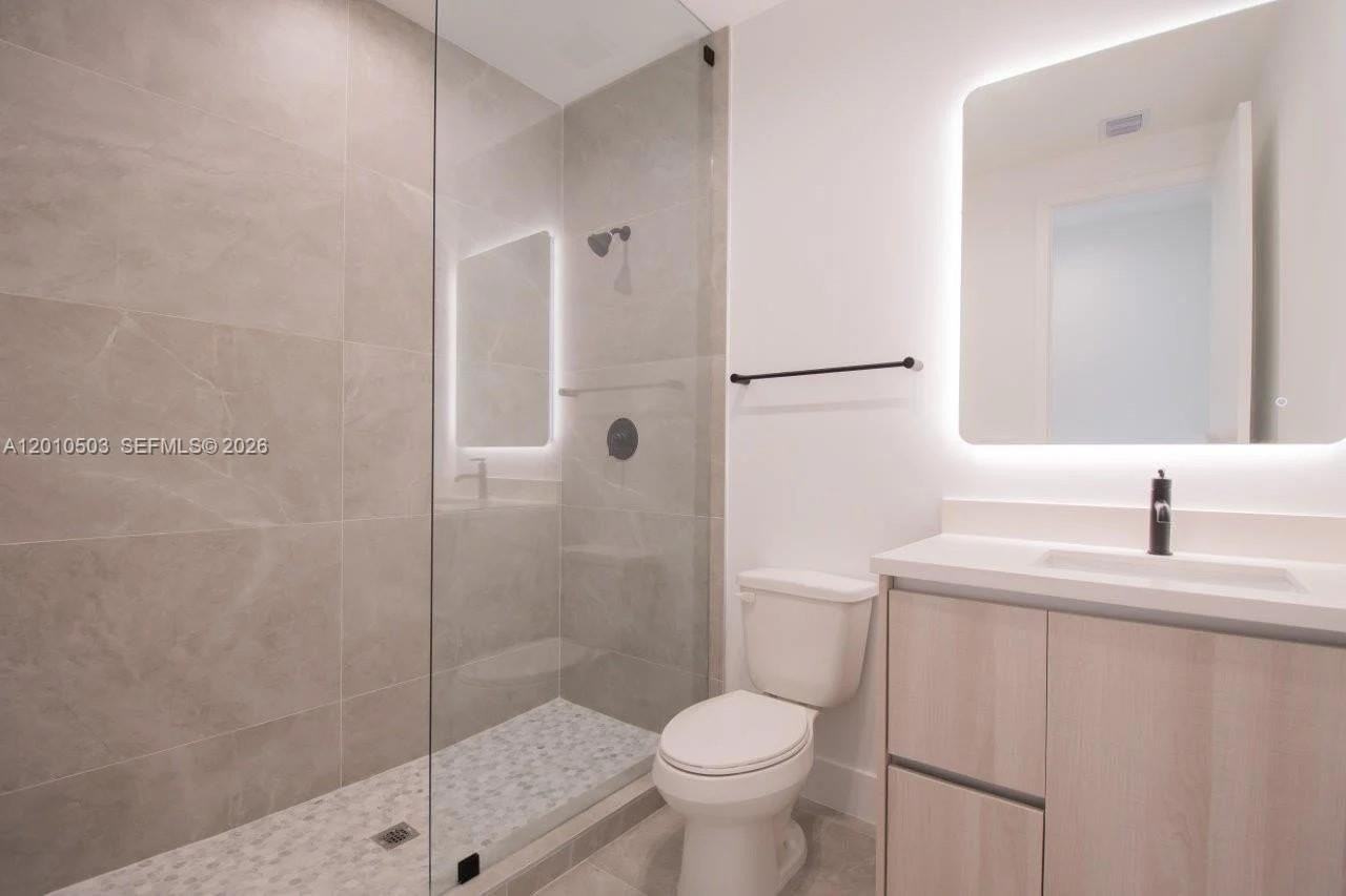 6802 Sw 80th St #6802 - Photo 7 of 9