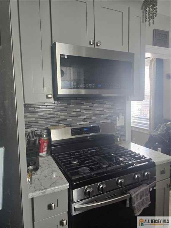23 Maple St - Photo 6 of 12