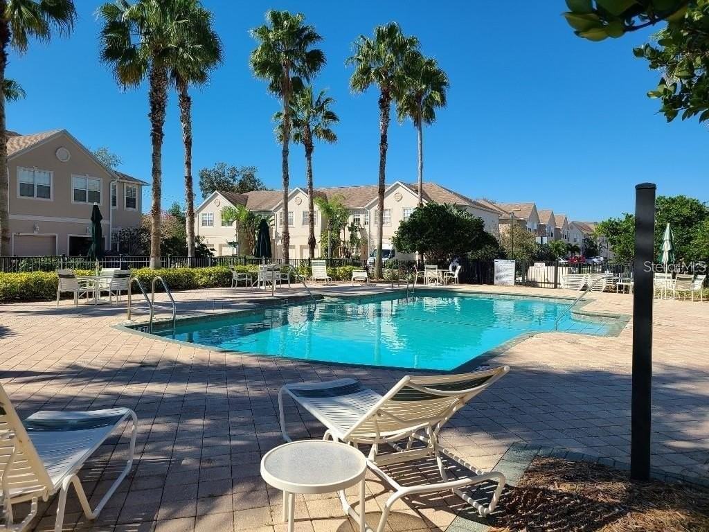 3936 Yellowstone Cir - Photo 3 of 32