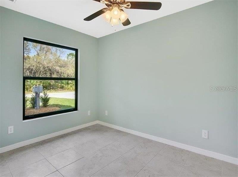 17121 Thompson Ave - Photo 4 of 19